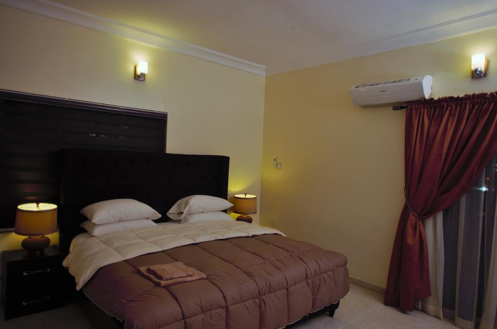 Gemini Place Apartments Lagos Szoba fotó