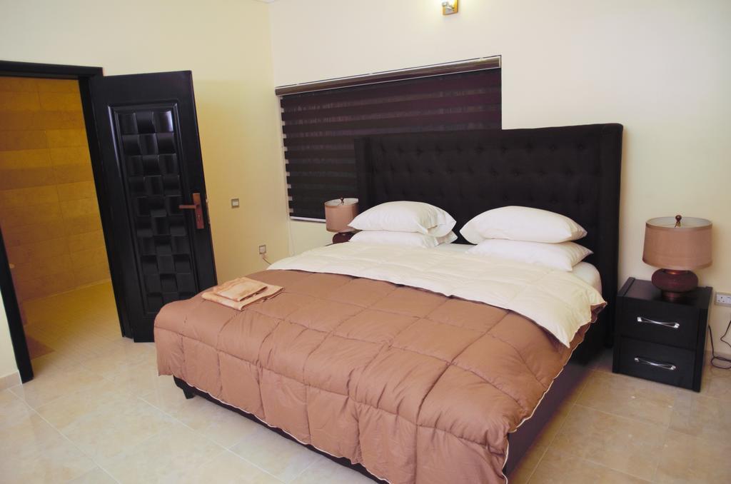 Gemini Place Apartments Lagos Szoba fotó