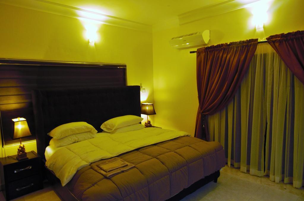 Gemini Place Apartments Lagos Szoba fotó