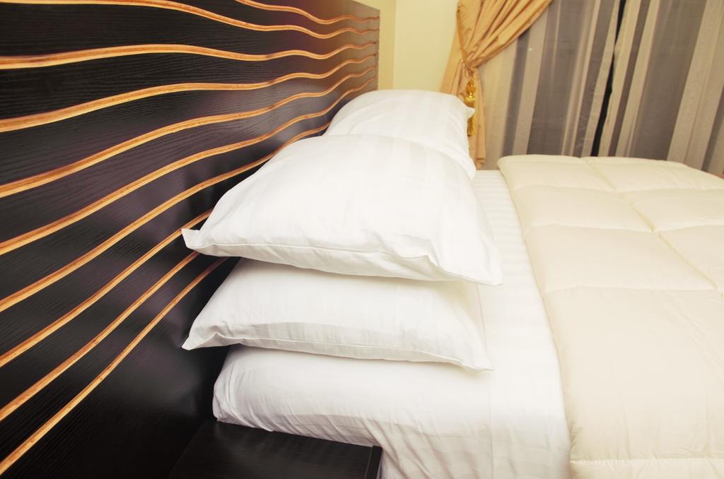Gemini Place Apartments Lagos Szoba fotó